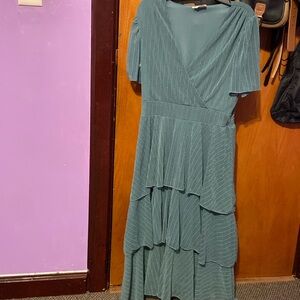 Sparkly green dress 💚